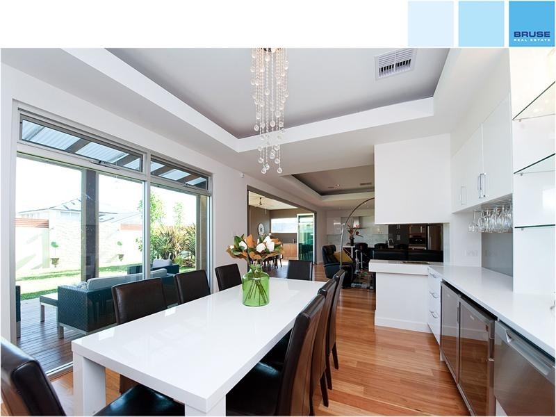 27 Bonython Way, Craigburn Farm SA 5051