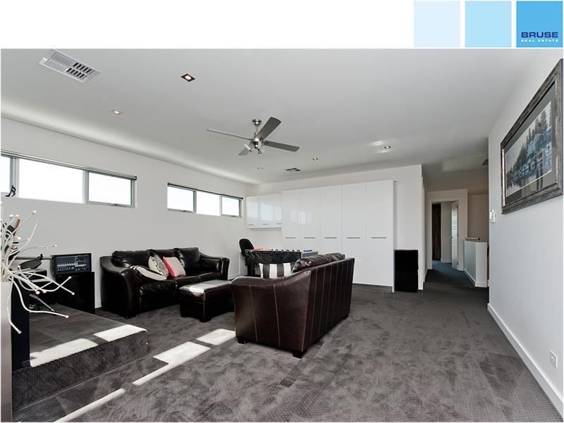 27 Bonython Way, Craigburn Farm SA 5051