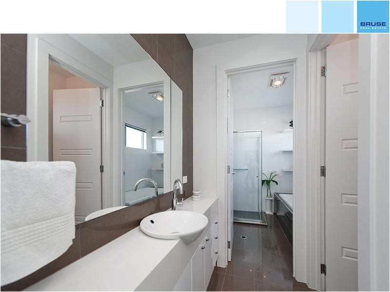 27 Bonython Way, Craigburn Farm SA 5051