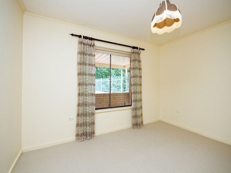 1 Derwent Terrace, Valley View SA 5093