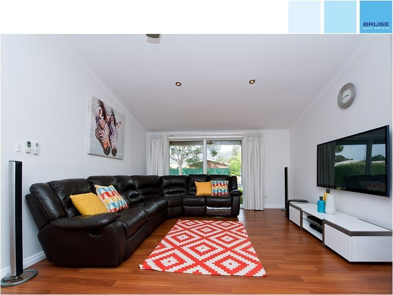 2 Chatswood Grove, Newton SA 5074