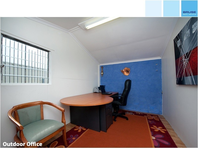 2 Chatswood Grove, Newton SA 5074