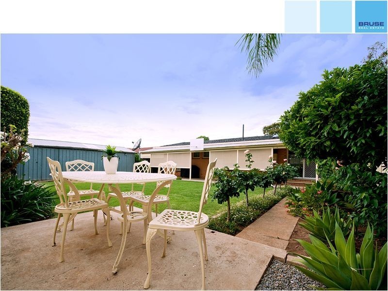 2 Chatswood Grove, Newton SA 5074