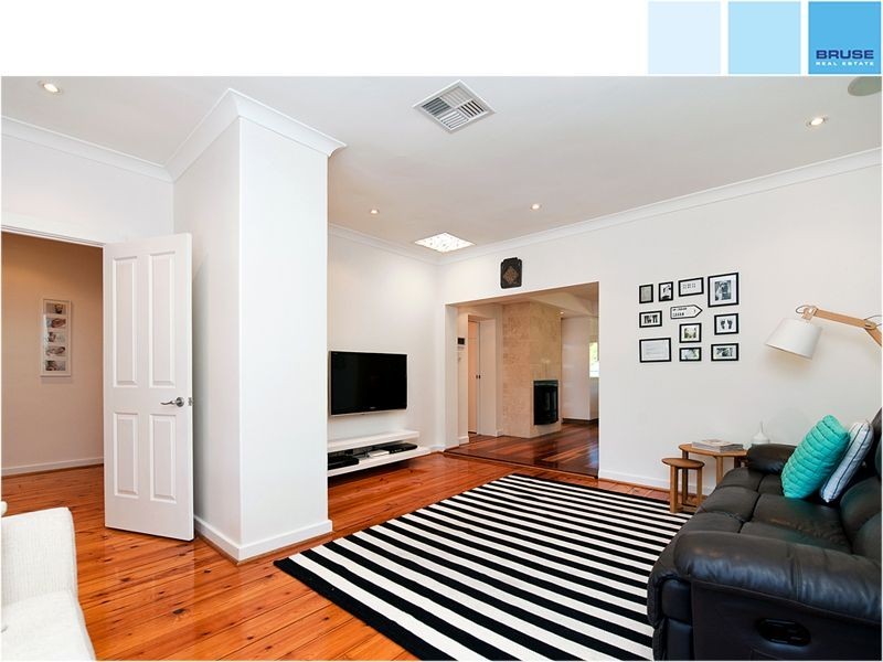 4 Eucla Avenue, Warradale SA 5046