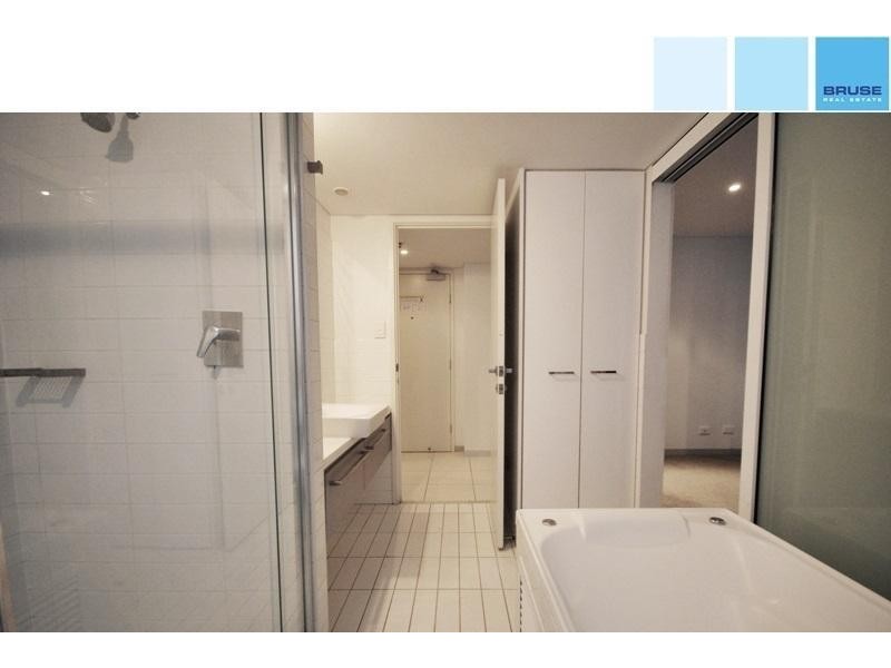 1207/102 – 105 North Terrace, Adelaide SA 5000