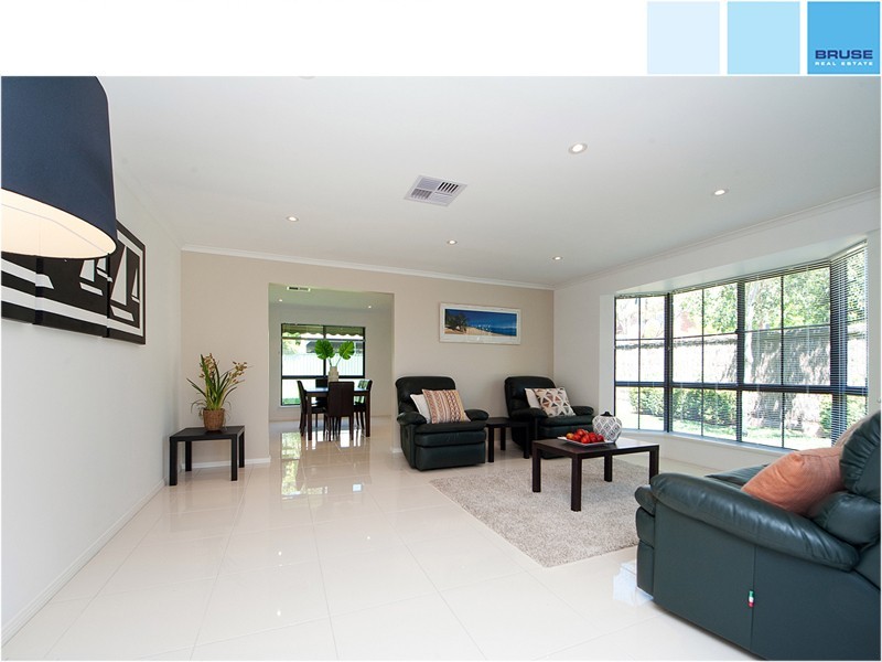 18 Birnie Avenue, Kensington Park SA 5068