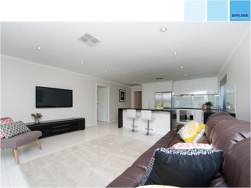 18 Birnie Avenue, Kensington Park SA 5068