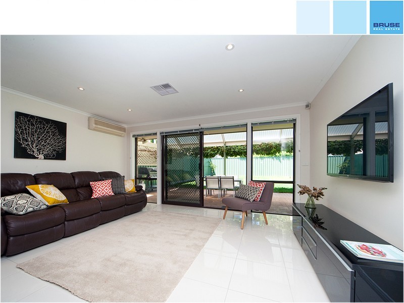 18 Birnie Avenue, Kensington Park SA 5068