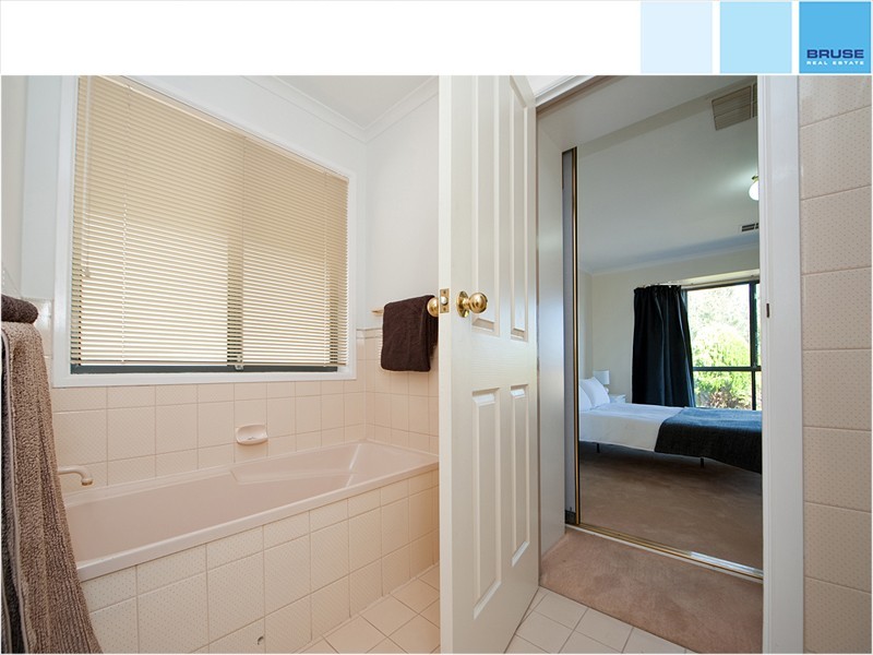 7 Ayles Court, Greenwith SA 5125