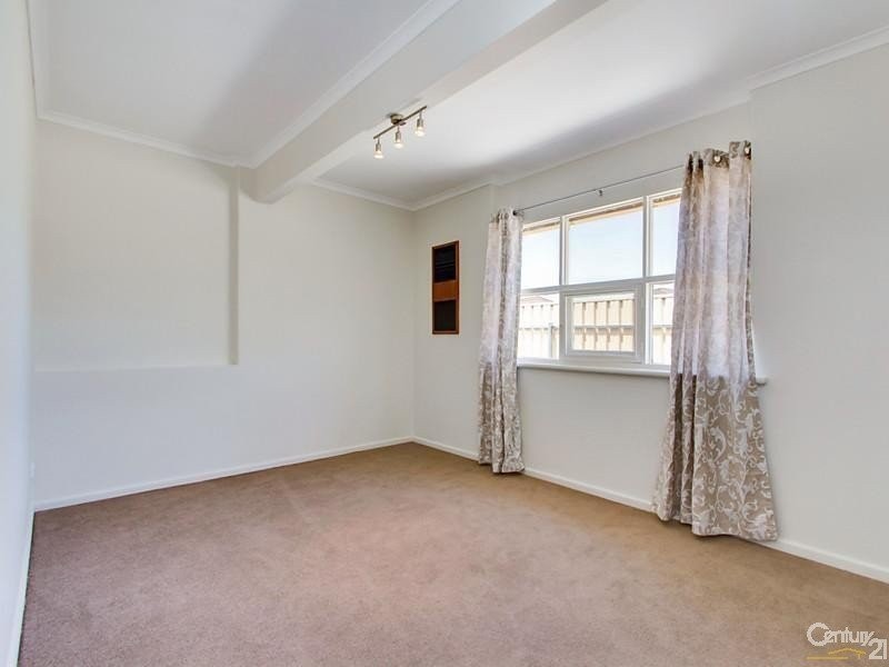 9 Inverell Avenue, North Plympton SA 5037