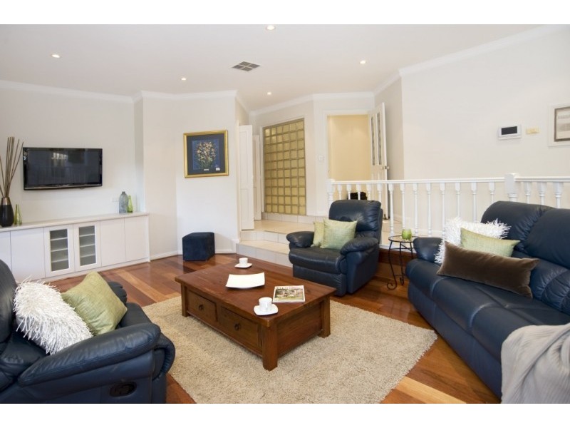 31 River Street, St Peters SA 5069