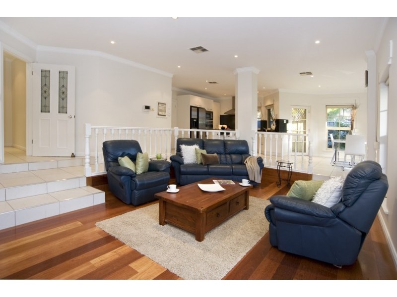 31 River Street, St Peters SA 5069