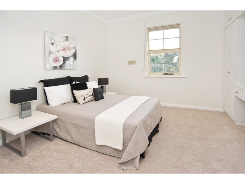 31 River Street, St Peters SA 5069