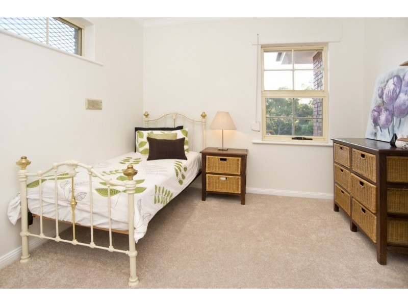 31 River Street, St Peters SA 5069
