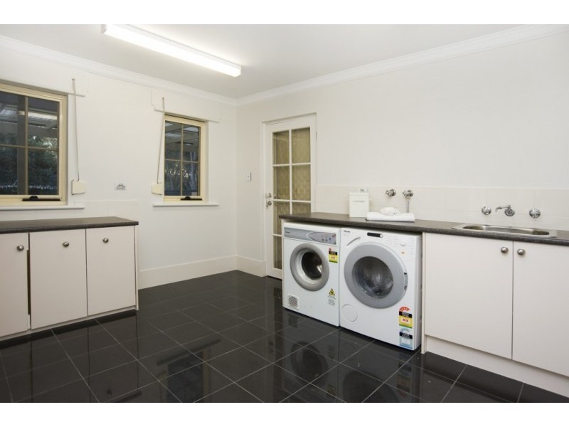 31 River Street, St Peters SA 5069