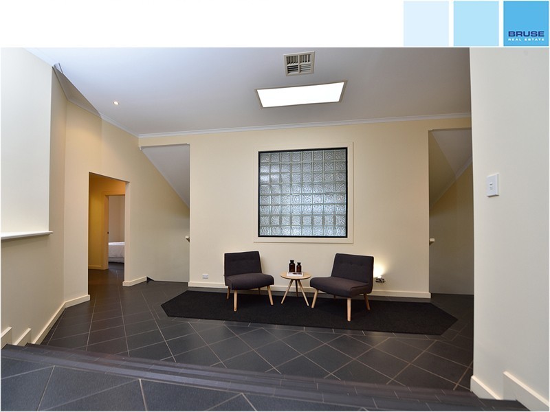 4 Riviera Court, Pasadena SA 5042