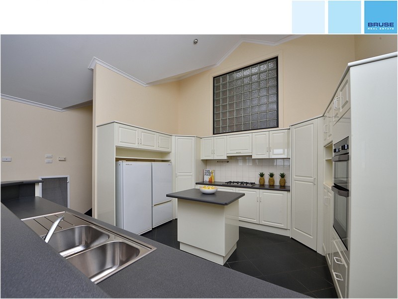 4 Riviera Court, Pasadena SA 5042