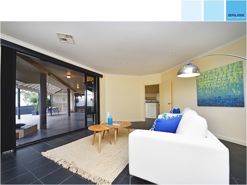 4 Riviera Court, Pasadena SA 5042