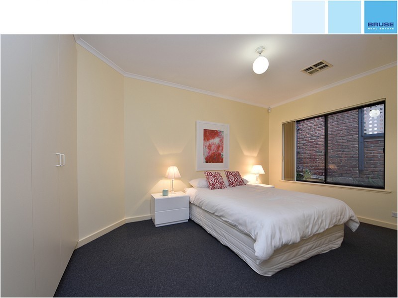 4 Riviera Court, Pasadena SA 5042