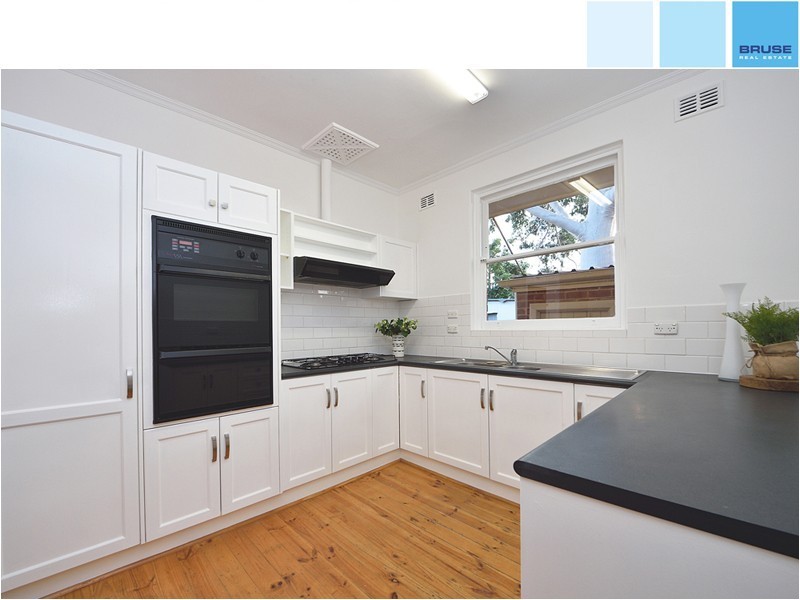 7 Gort Avenue, Clapham SA 5062