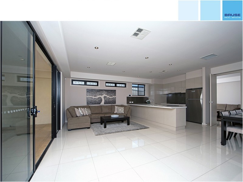 5B Art Avenue, Rostrevor SA 5073