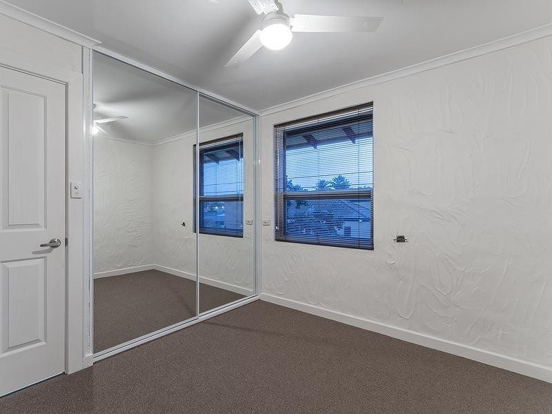 23/3 Broadway, Glenelg South SA 5045