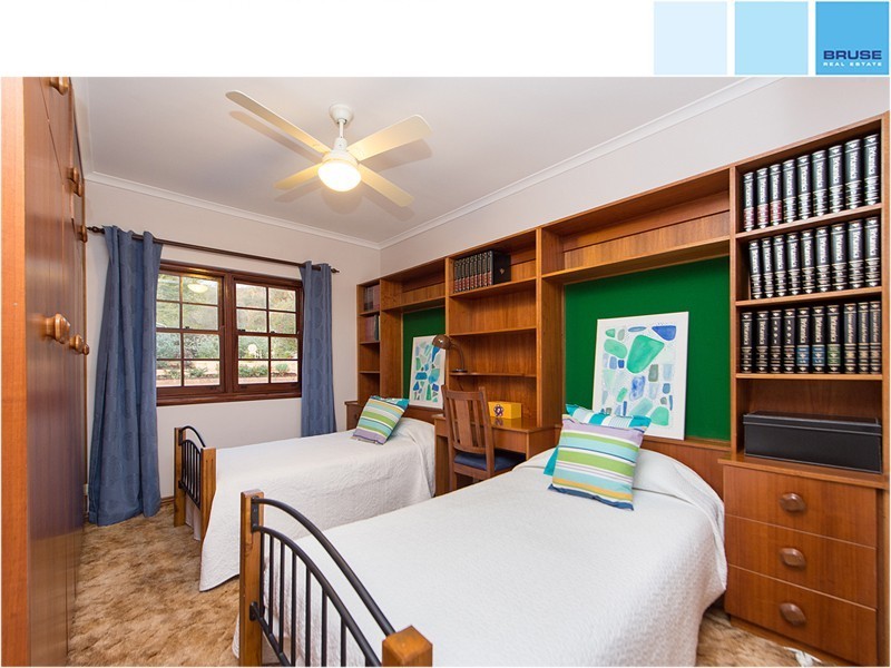 13 Telopea Drive, Athelstone SA 5076