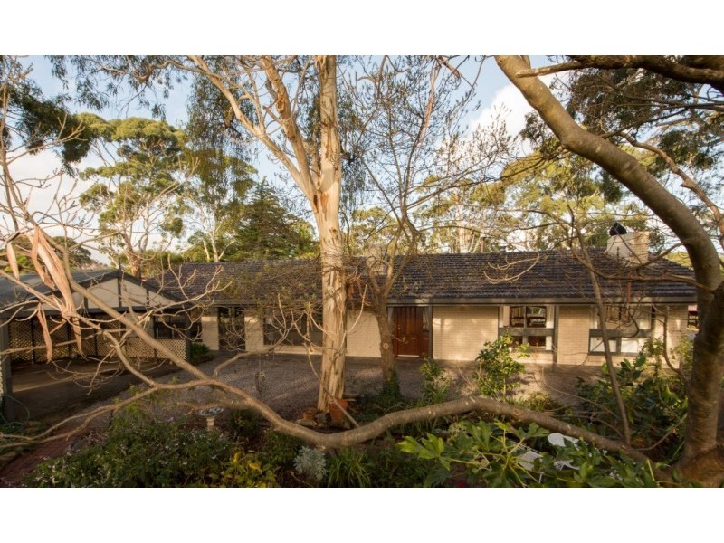 2 Hillside Street, Greenhill SA 5140