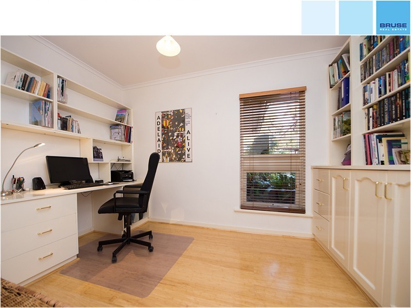 2 Hillside Street, Greenhill SA 5140