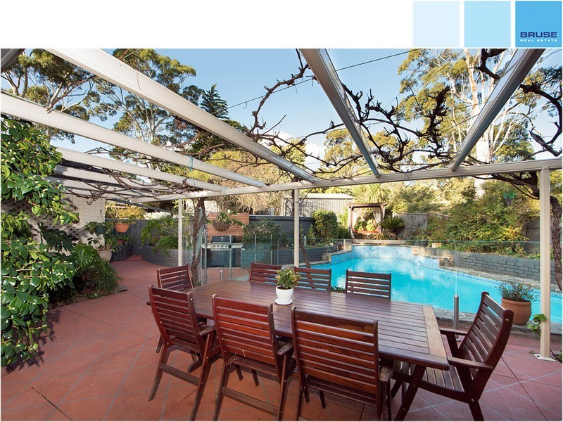 2 Hillside Street, Greenhill SA 5140