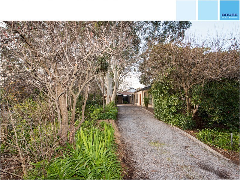 2 Hillside Street, Greenhill SA 5140