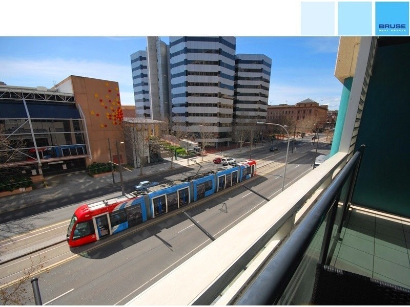506/102 – 105 North Terrace, Adelaide SA 5000