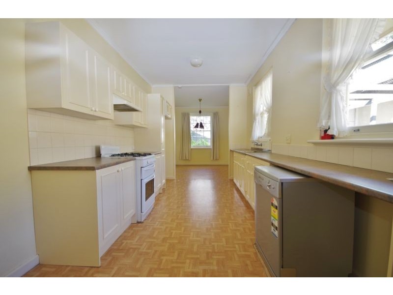 18 Day Road, Glen Osmond SA 5064