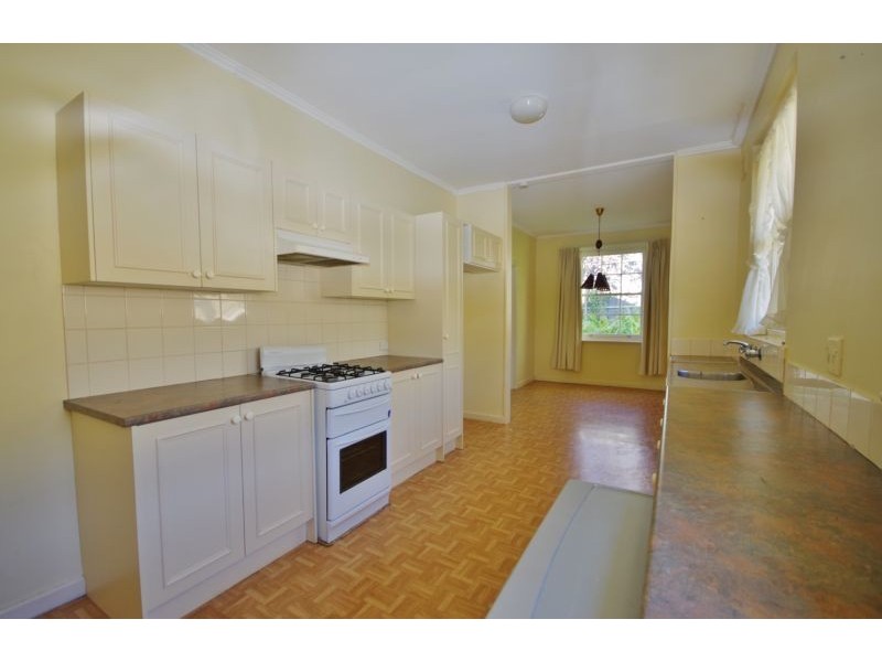 18 Day Road, Glen Osmond SA 5064