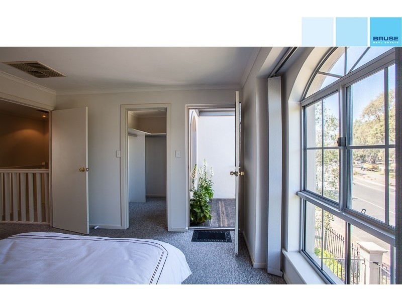 56A Sir Ross Smith Boulevard, Oakden SA 5086