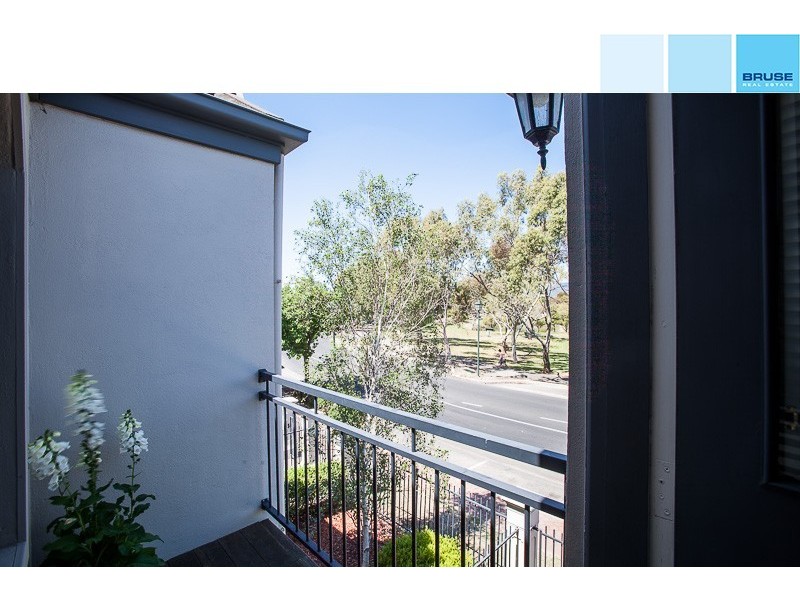 56A Sir Ross Smith Boulevard, Oakden SA 5086