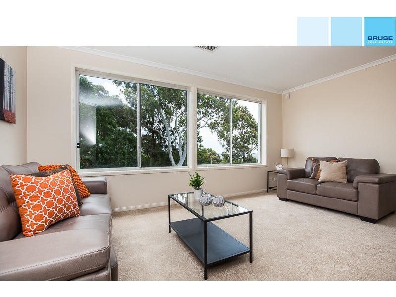 2 Glengarry Drive, Woodforde SA 5072