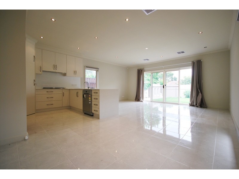 2F Freeman Avenue, Tranmere SA 5073