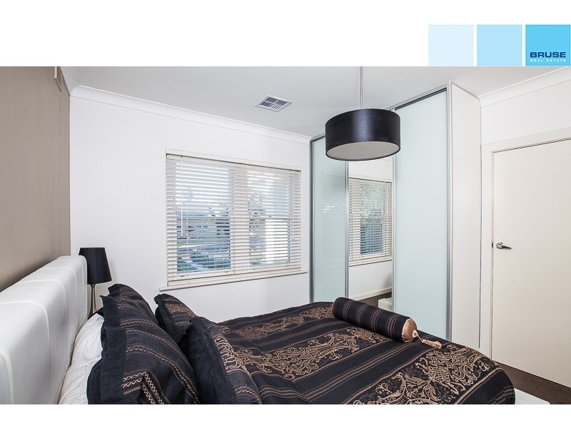 2 Wood Road, Paradise SA 5075