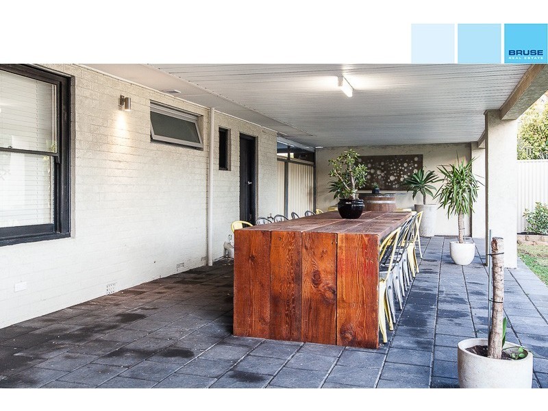 2 Wood Road, Paradise SA 5075