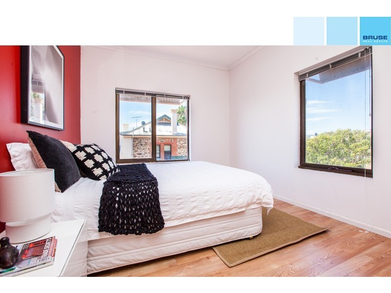 9/11 Winifred Street, Adelaide SA 5000