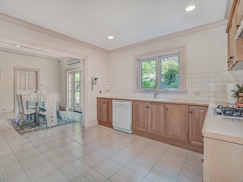 33 Royal Avenue, Burnside SA 5066