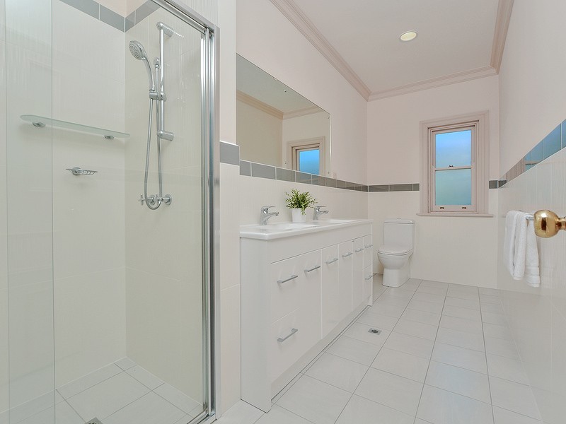 33 Royal Avenue, Burnside SA 5066