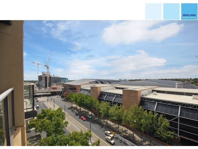 805/102 – 105 North Terrace, Adelaide SA 5000