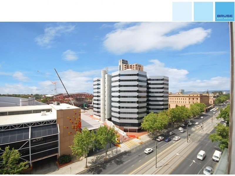 805/102 – 105 North Terrace, Adelaide SA 5000