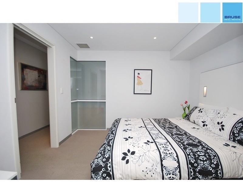 805/102 – 105 North Terrace, Adelaide SA 5000