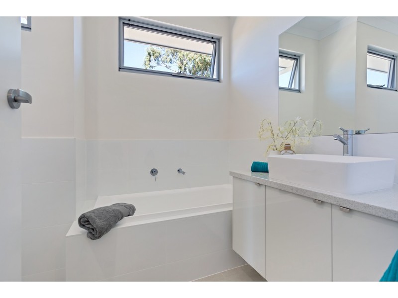 9 Gordon Avenue, Rostrevor SA 5073