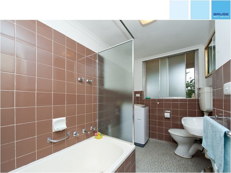 2/21 Laught Street, Black Forest SA 5035