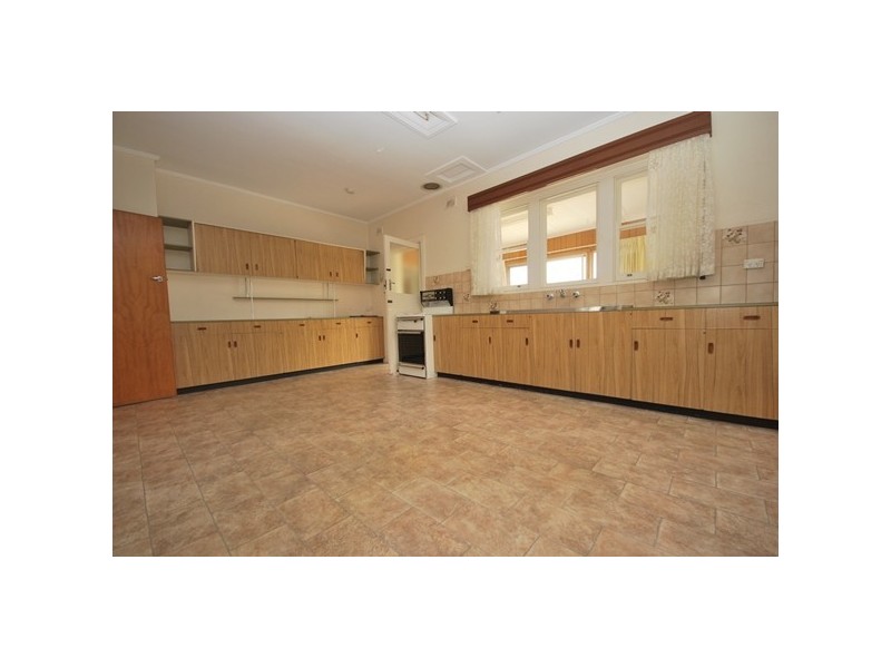 30 Dunrobin Road, Hove SA 5048