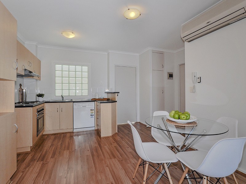 5/232 Hutt Street (Enter via Gilles Street), Adelaide SA 5000